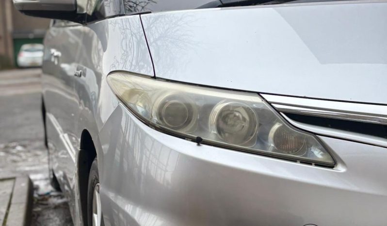 
								Toyota Estima full									