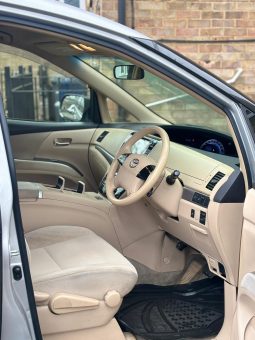 
										Toyota Estima full									