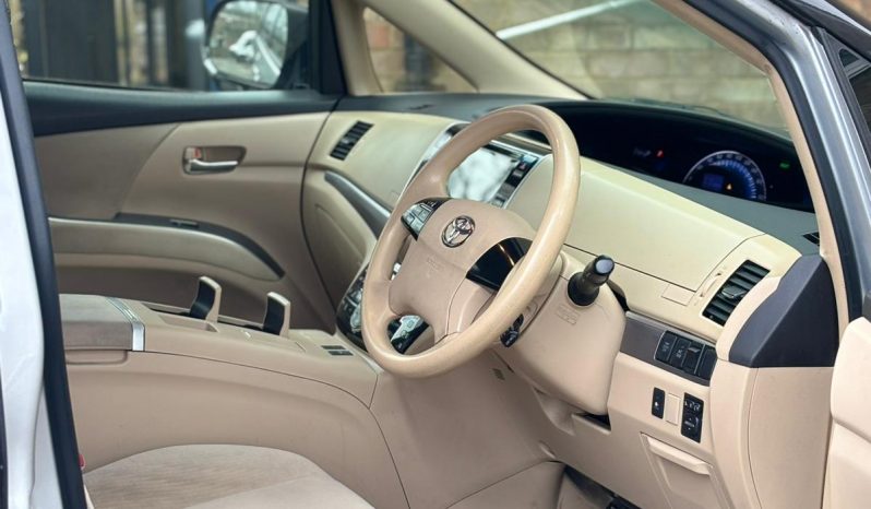 
								Toyota Estima full									
